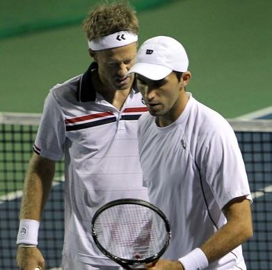 Linstedt şi Tecău, în semifinale